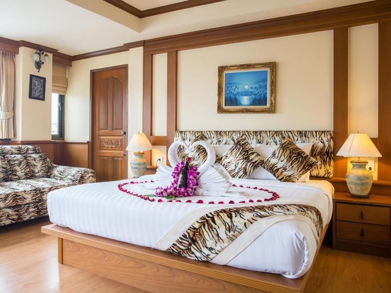 Tiger Inn Patong Kültér fotó
