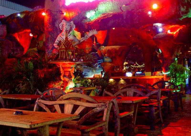 Tiger Inn Patong Kültér fotó