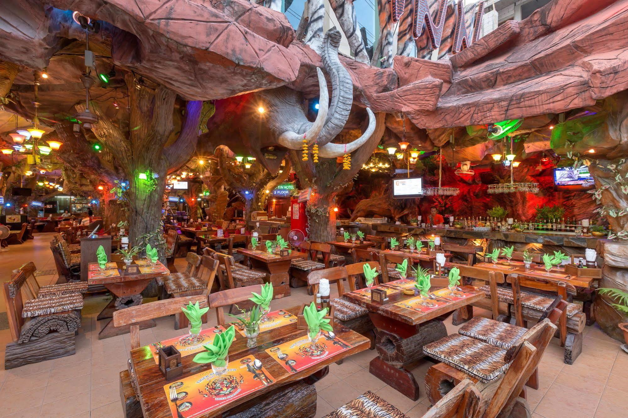 Tiger Inn Patong Kültér fotó
